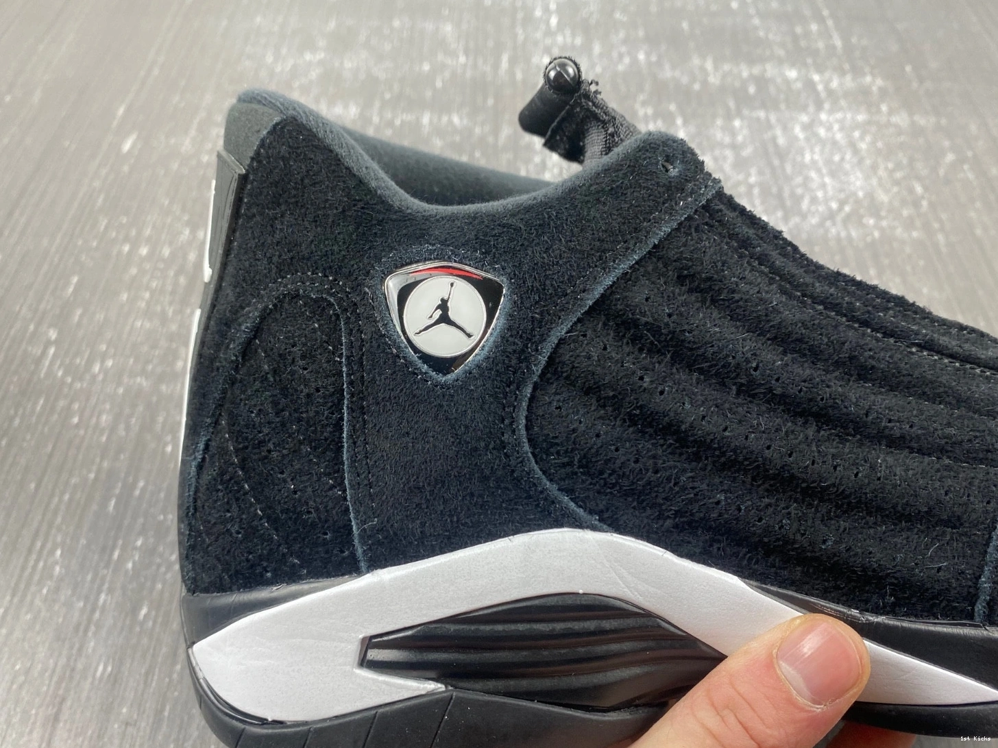 487471-016 Air Black White University Red 14 Jordan 0301